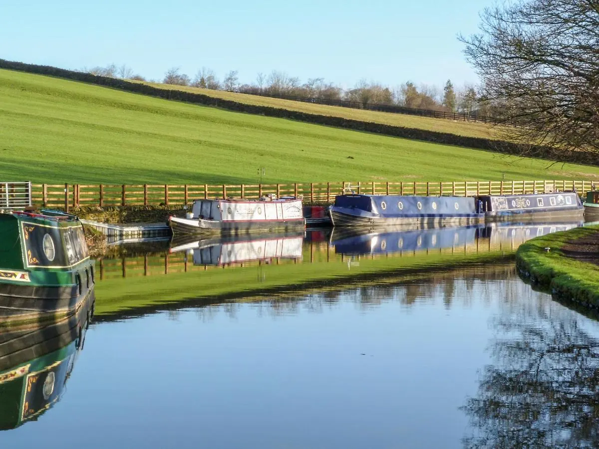 Lock View Villa Skipton Holiday home